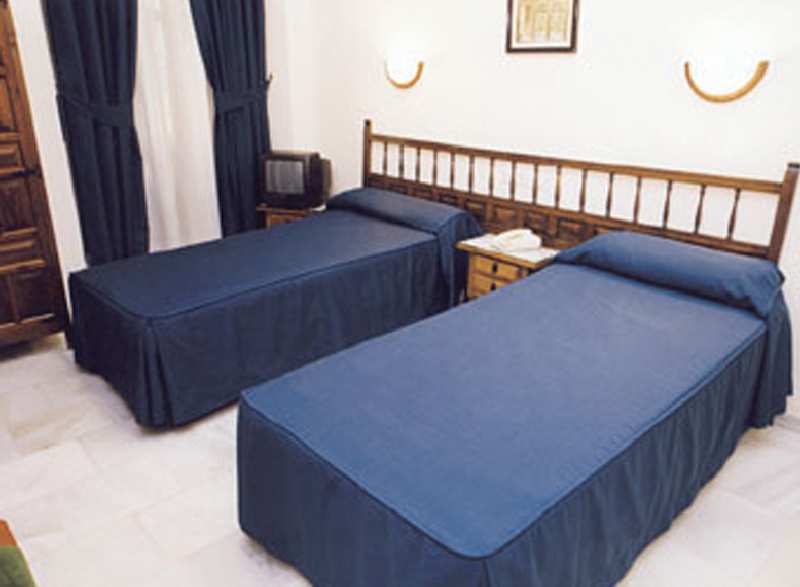 Hostal El Triunfo Cordoba Exterior photo