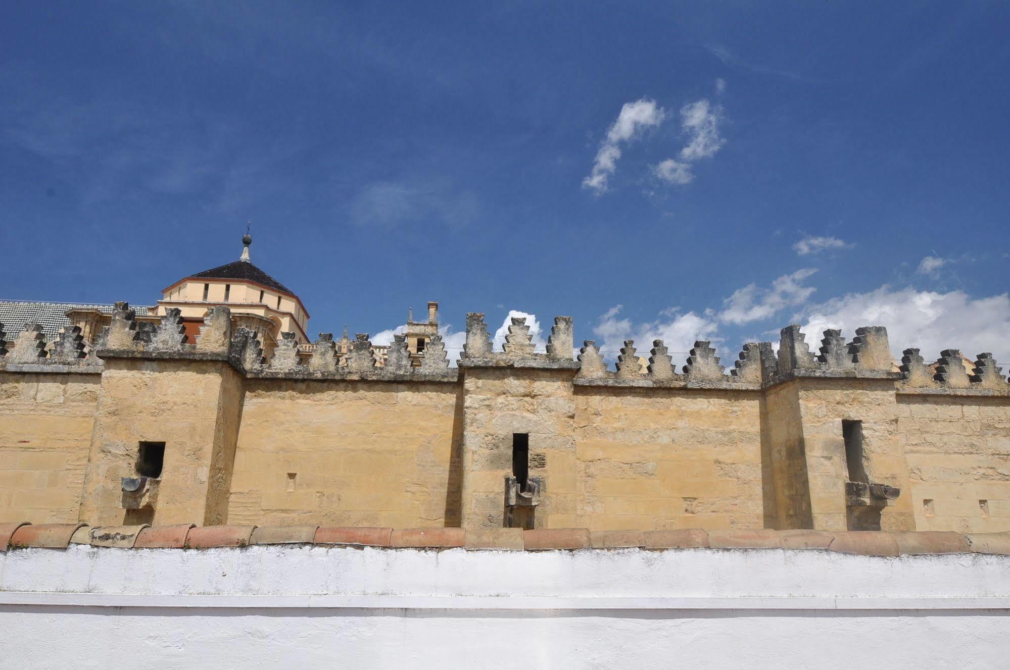 Hostal El Triunfo Cordoba Exterior photo